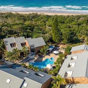 glen-eden-beach-resort.queenslandhotels.net/