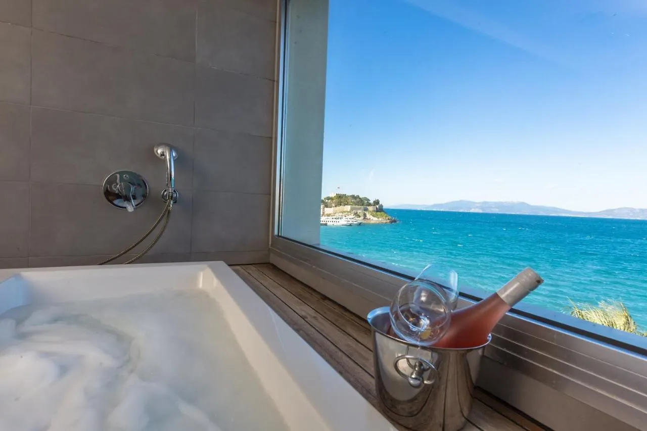 Efe Hotel Kusadasi 4*,