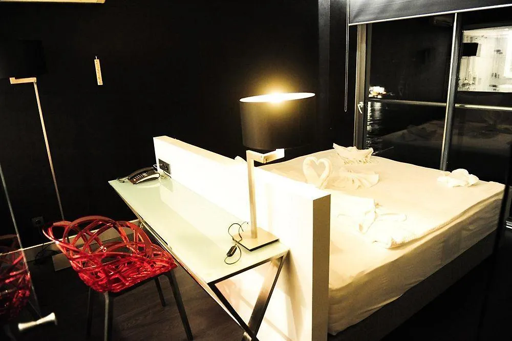 Efe Hotel Kusadasi 4*,