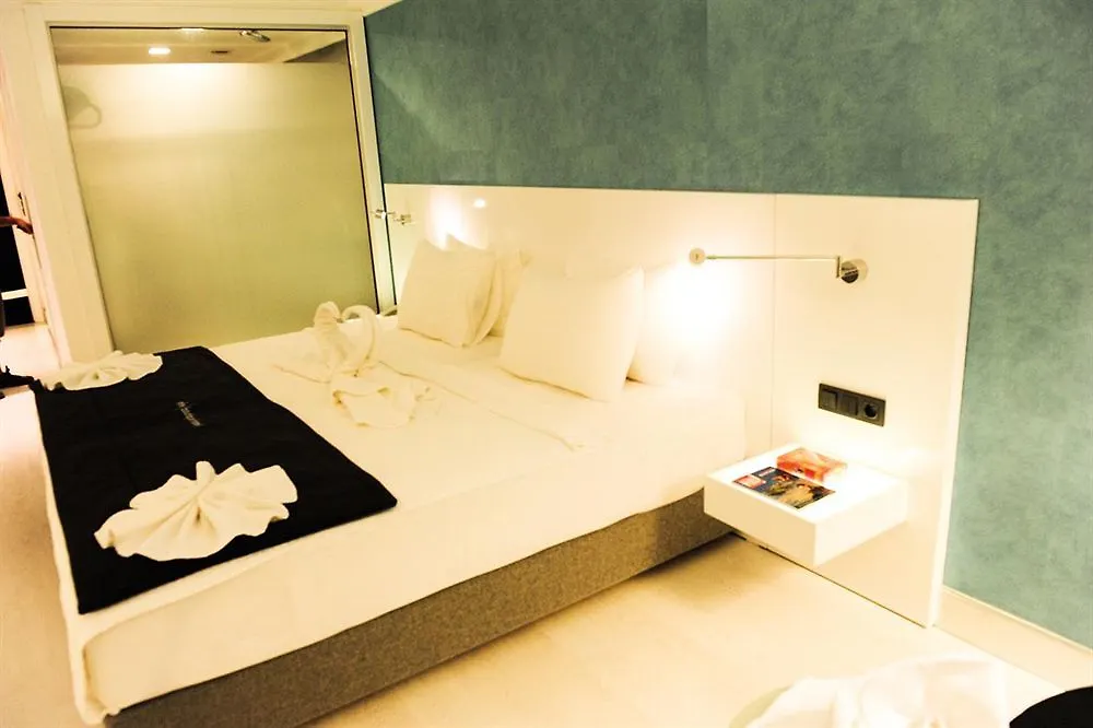****  Efe Hotel Kusadasi Turkey